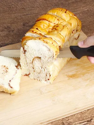 Bread Knife