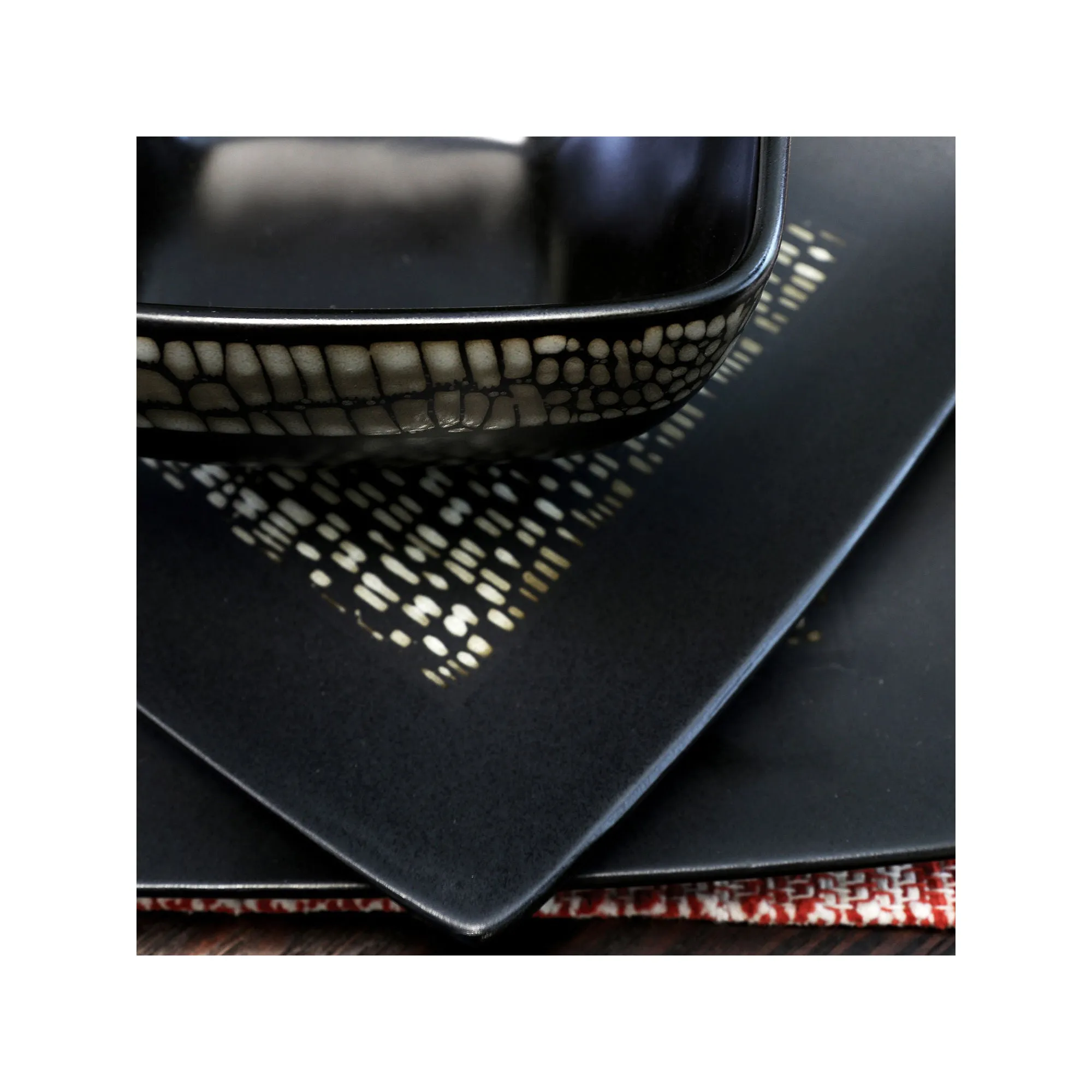 Elama Naina 16-Pc. Stoneware Dinnerware Set 975106199M - BLACK ONE SIZE
