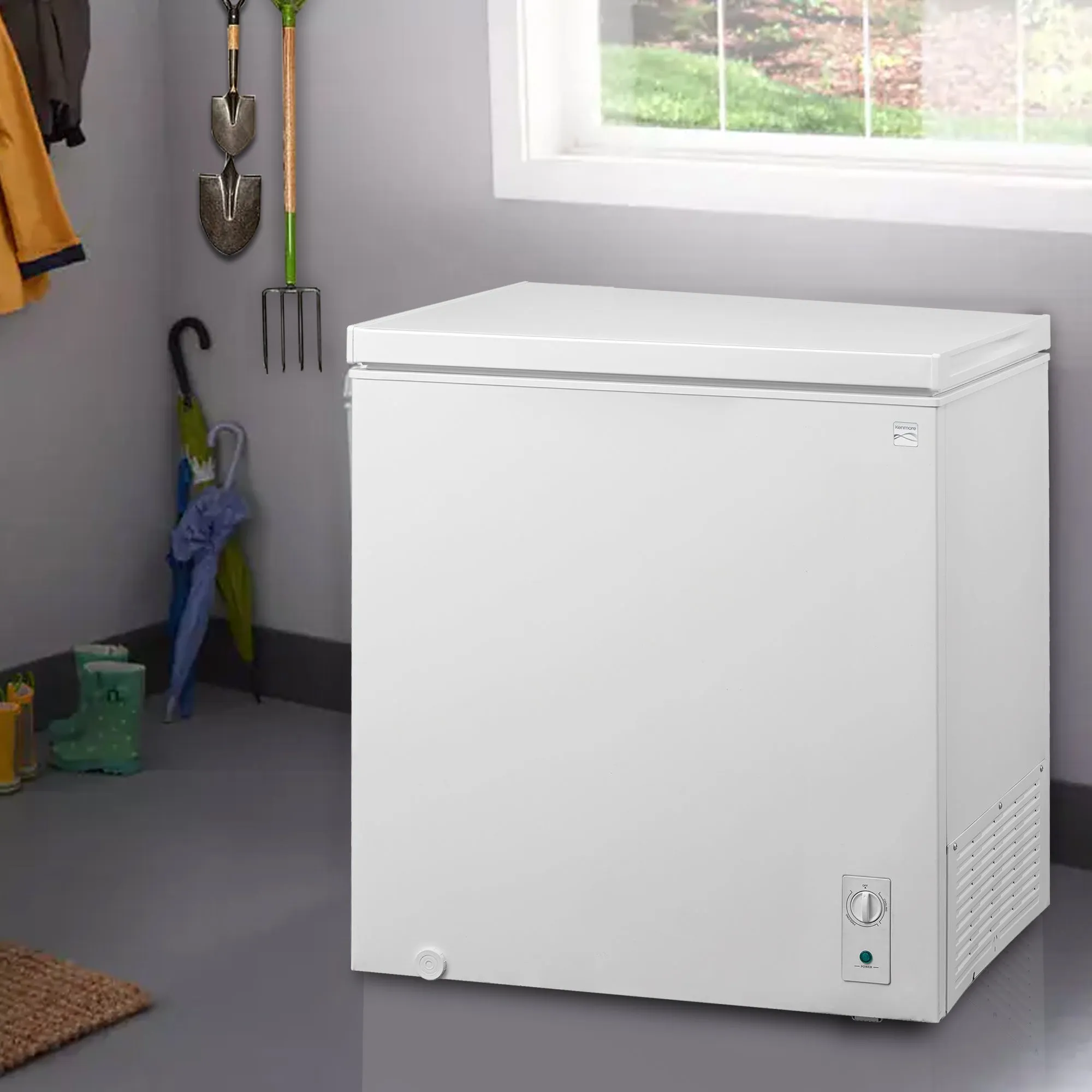 Kenmore 7 Cu. Ft. (198L) Convertible Chest Freezer/Refrigerator | Garage-Ready Manual Defrost | Balanced Hinge Stay-Open Lid | External Control Dial | White | For Basement Garage Shed Cottage